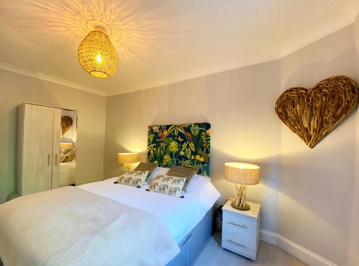 Meadfoot Bay Apartment At Hesketh Crescent Torquay Extérieur photo